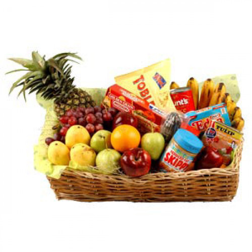 Deliver best wishes to them with a bounty of gourmet food and fruits. This basket packed with a mouth-watering array of seasonal fruits, cheese, pasta, canned goods, chocolates and sausages is sure to be a welcome gift. Substitution of contents may occur #food
