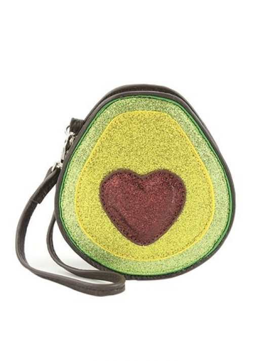You know you LOVE avocados. Well put that love affair on display with this adorable Avocado Purse. Complete with strap, and a heart shaped seed of love, perfect for all occasions! #food
