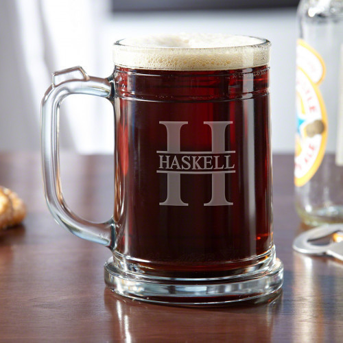This debonair pint mug strikes the perfect balance between contemporary and traditional. This fine beer glassware comes engraved with the name and initial of your choice, creating a chic gift for groomsmen or any craft brew lover. Made in the fine traditi #mug