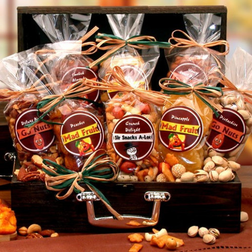Assembled in an attractive wood chest these healthy nut and fruit snacks are full of flavor and oh so delicious. #gift