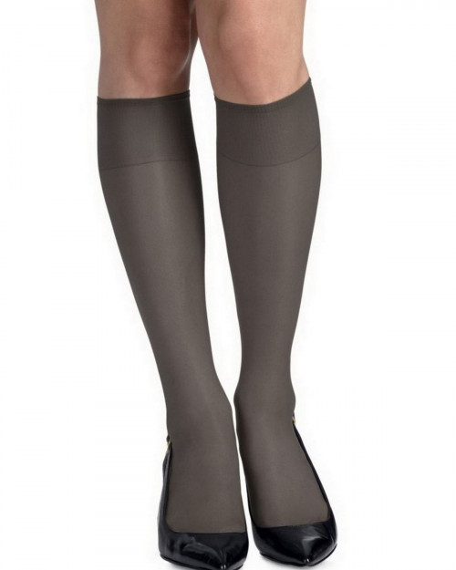 Hanes 775 Women's Silk Reflections Silky Sheer Knee Highs Reinforced Toe 2-Pack - Jet - One Size #silk