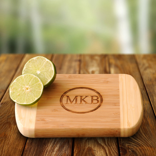 Protect your kitchen surfaces from sharp knife blades and other cooking tools with this Personalized Bamboo Bar Board. The board makes an extremely attractive addition to your kitchen with a two-toned surface and personalization at its center. Personalize #bar
