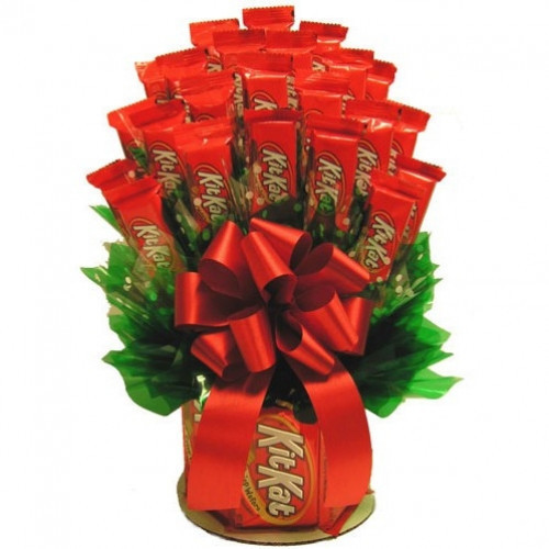 A Bouquet Available in two sizes featuring Kit Kat Candy Bars. Start with a vase made out of Kit Kat Candy Bars. Then fill the vase with even more Kit Kat treats Our candy bouquet arrangements are created by professional floral designers. The Kit Kat Cand #bar