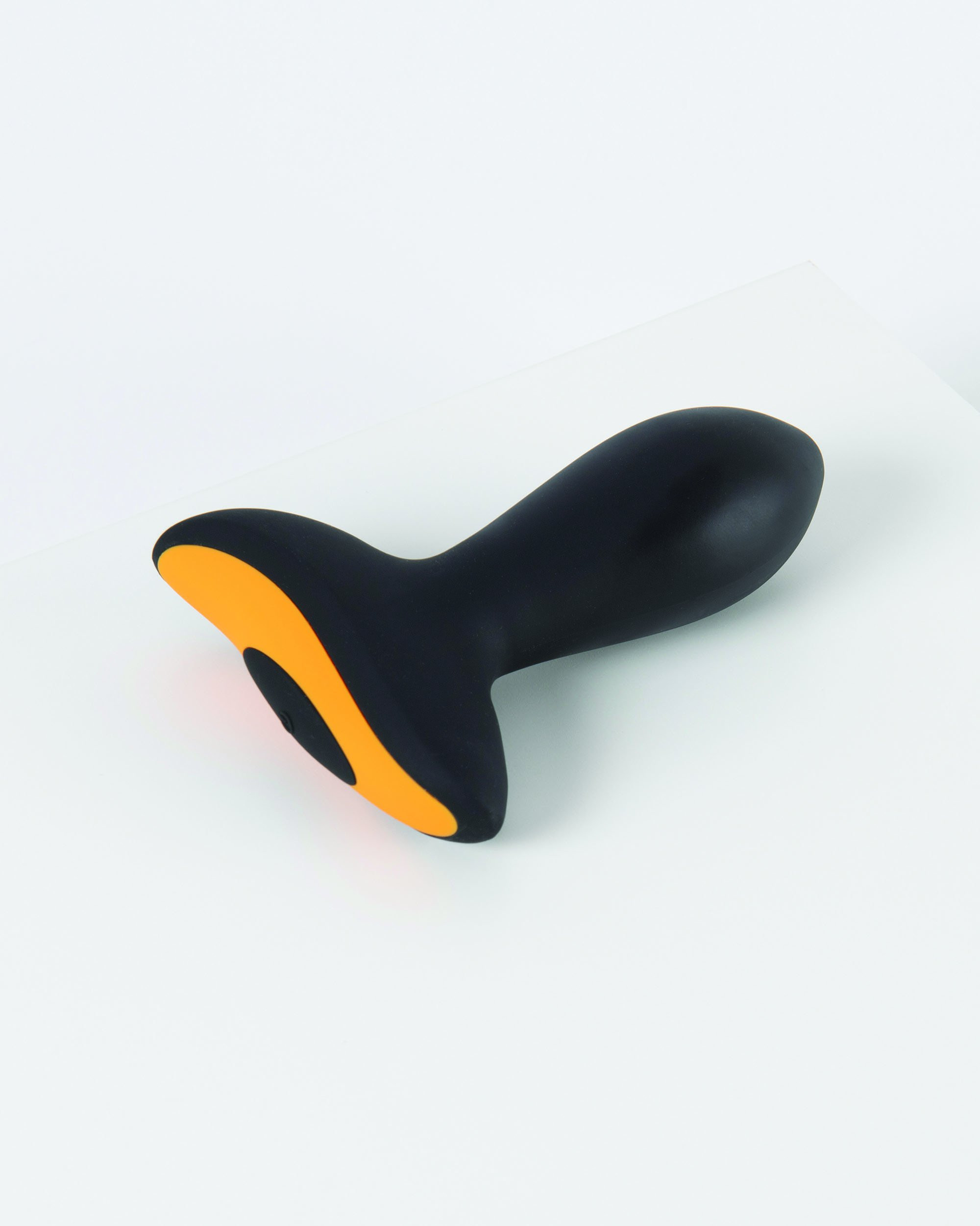 This butt plug is packed with intense vibration power. This anal toy delivers deep vibrations to target the surrounding pleasure spots and reach more nerve endings than ever before. The soft-touch silicone offers maximum comfort, while the 6 power sett #sex