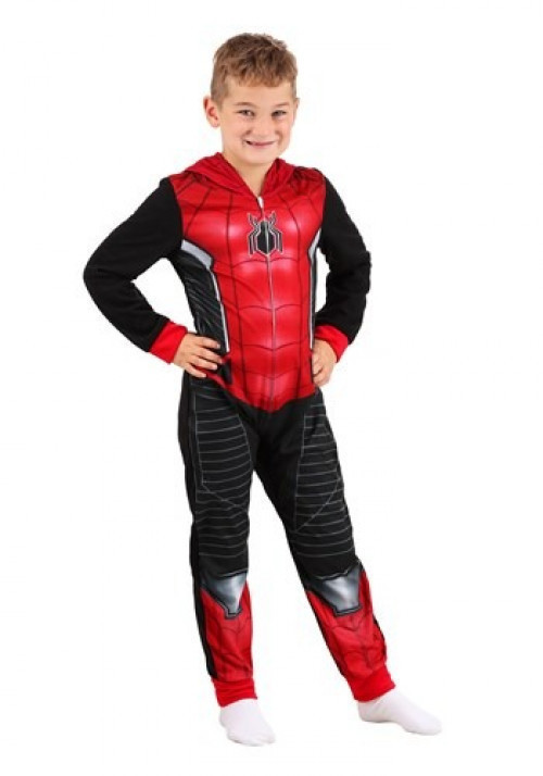 He will look so fierce, he will be able to fight Mysterio, in this officially licensed Kids Marvel Spiderman Far From Home Blanket Sleeper. Perfect for a unique Halloween costume and relaxing after that candy consumption. #home 