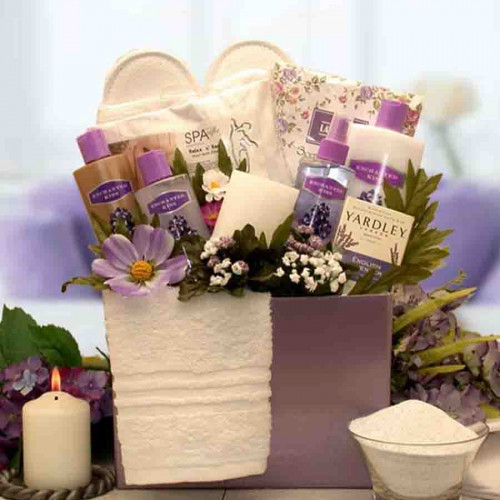 Filled with an abundance of lavish lavender spa treatments. This beautiful spa treatment set is assembled in a sweet little reusable gift box with lavender flora woven throughout. Filled with an abundance of lavish lavender spa treatments and finished wit #gift