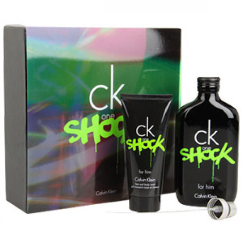 One Shock for Him is built around aromatic, spicy and deep oriental nuances. It opens with citrusy Clementine, fresh cucumber and energy drink accord. The heart of black pepper, black basil and cardamom is placed on the base of masculine tobacco, musk, pa #gift