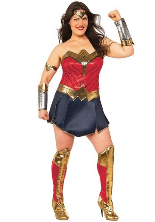You'll feel fierce and powerful in the Women's Wonder Woman Plus Size Costume. Rope together all the bad guys and save the day! #plus