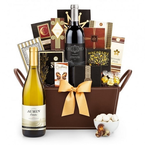 Give a generous gift of the joys of the wine country lifestyle. The basket includes a bottle of Cabernet Sauvignon, the finest gourmet foods & confections. #gift