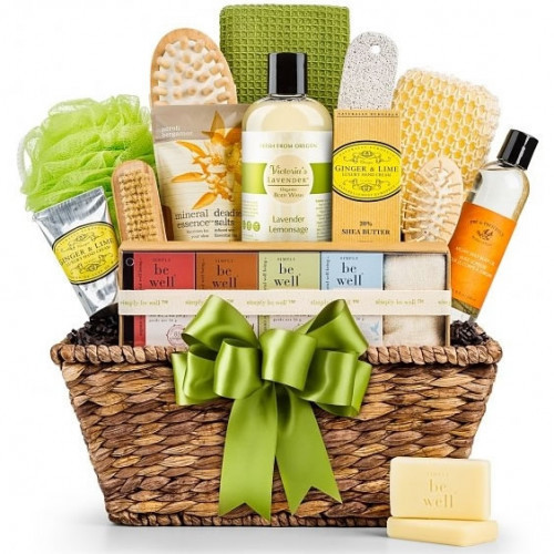 Give a gift of rest and relaxation. Organic and dye-free spa products are artfully arranged in a keepsake basket to achieve much-deserved harmony and well being. A nourishing and complete spa experience awaits the body, mind and soul with this abundant an #gift