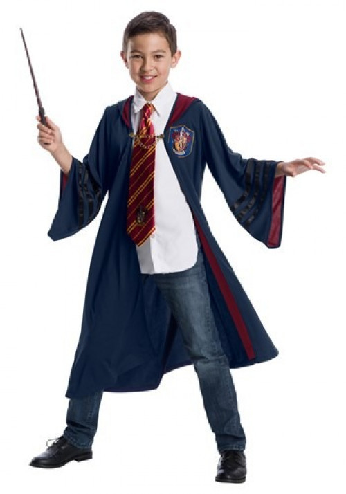 Enter the world of magic with the Fantastic Beasts Vintage Gryffindor Deluxe Kids Robe. Start your journey in wizardry in the house of Gryffindor. #vintage