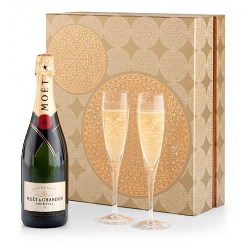 A gift that exceeds expectations in presentation and quality, this exquisite gift set is the only way to send a bottle of upscale champagne. The unique experience begins with a metallic-accented wine box that opens to reveal a bottle of Moet and Chandon I #luxury