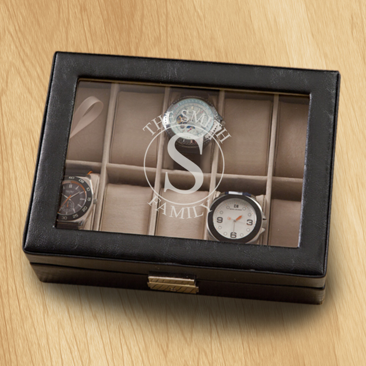 This leather watch case offers generous space to store wristwatches in their designated compartments. Customize with name of your choice! Keep your valuable collection of wristwatches safe in this customized leather watch case. This rectangular box presen #luxury