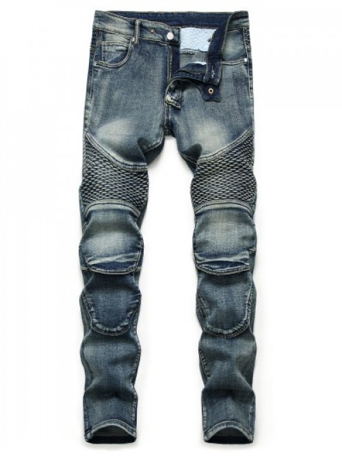 Light Wash Tapered Jeans #jeans
