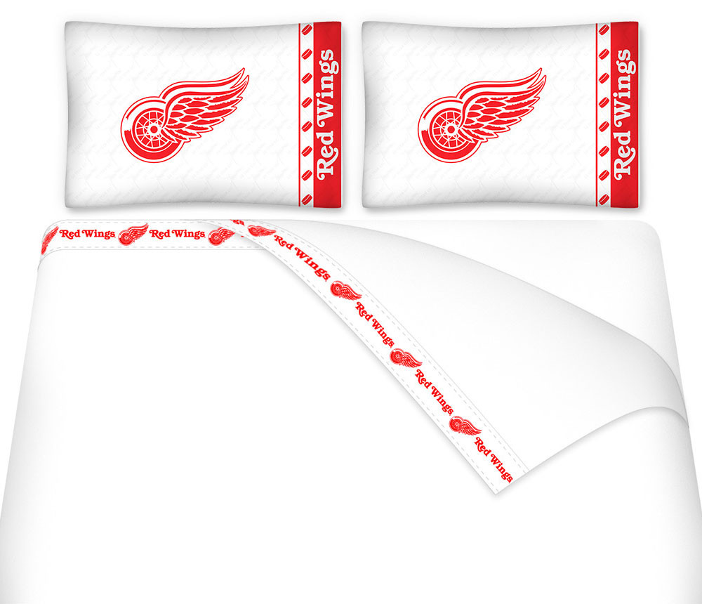 NHL Detroit Red Wings king size flat sheet, fitted sheet, and two standard pillowcases. #bed